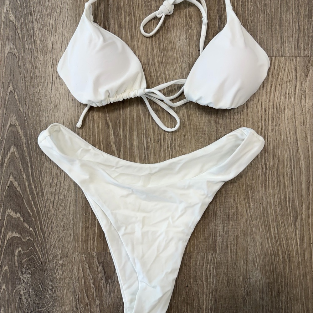 SHEIN White Triangle String Bikini Set